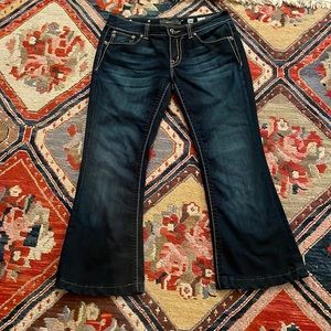 Low rise boot cut Miss Me jeans